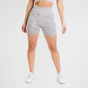AYBL Camo seamless scrunch shorts
